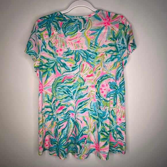 Lilly Pulitzer Blue & Pink Floral Etta T-Shirt Size Medium One In A Melon Print - Picture 3 of 6